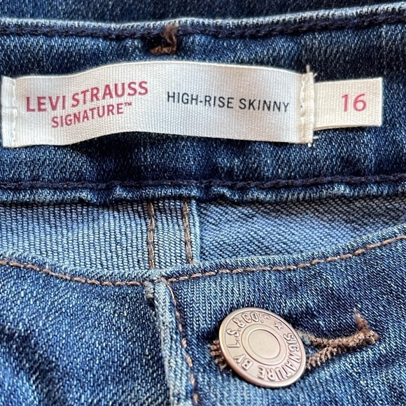 NWT Levi Strauss High-Rise Skinny Jeans - Picture 4 of 7